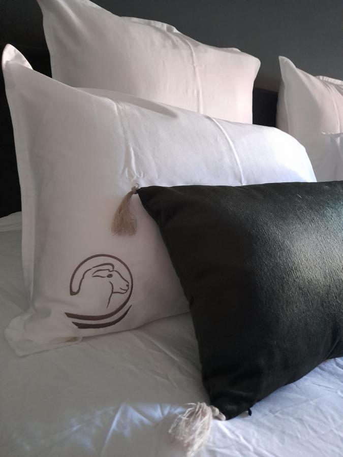 Bed & Breakfast Le Clos De L Agneau Saint-Amand-sur-Fion
